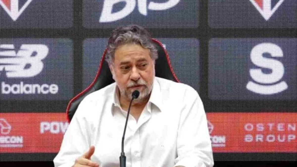 Primeira reunião acontecerá nesta terça-feira para iniciar os debates sobre a saída do presidente tricolor