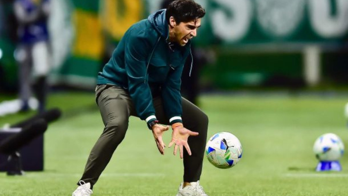 Ausência de Abel Ferreira tem explicação: treinador precisou ficar alguns dias após o término da temporada para reuniões com Leila Pereira