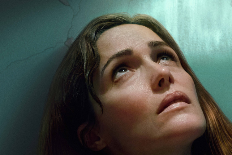 Rose Byrne em If I Had Legs I&rsquo;d Kick You / Se Eu Tivesse Pernas, Eu Te Chutaria