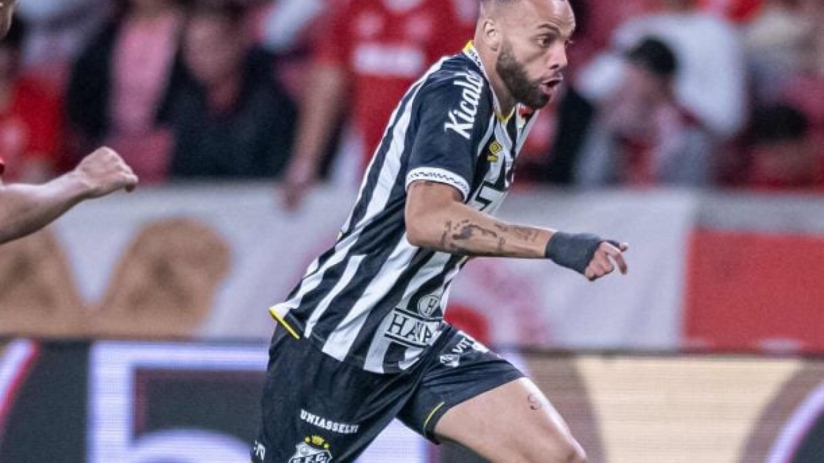 Atacante marcou o gol 13 mil da história do Peixe e se transferiu para o Houston Dynamo, dos EUA, onde jogará em 2026