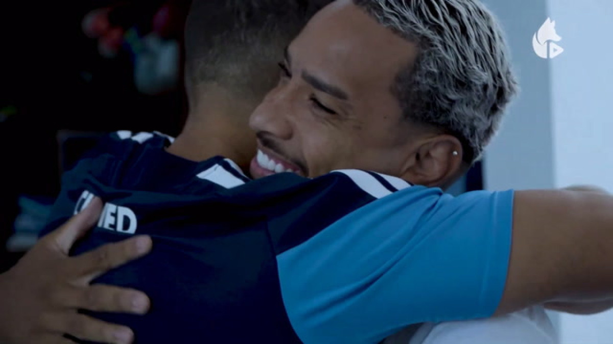 Jogadores do Cruzeiro se juntam ao elenco em reapresentação