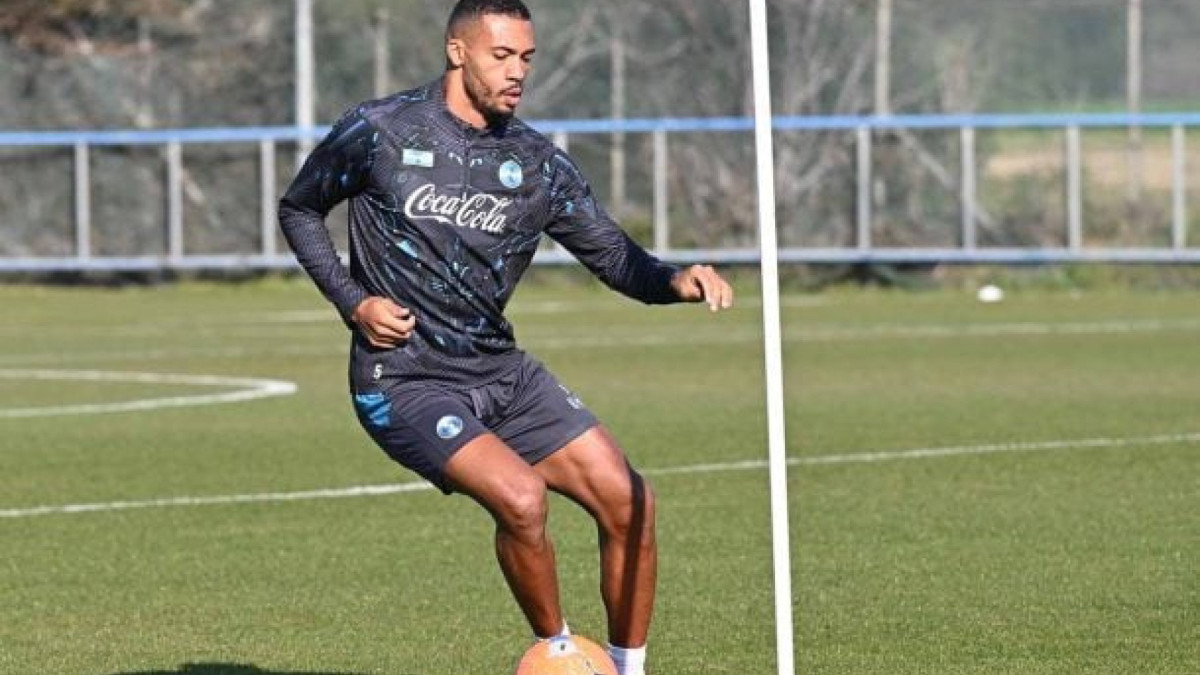 Para os napolitanos, a vitória pode valer a liderança. O Verona tenta se recuperar e sair da zona de rebaixamento