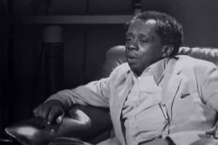 Pela atuação no filme em que contracenou com ícones como Paulo José e Jardel Filho, ele foi premiado na categoria de Melhor Ator do Festival de Brasília de 1969.
