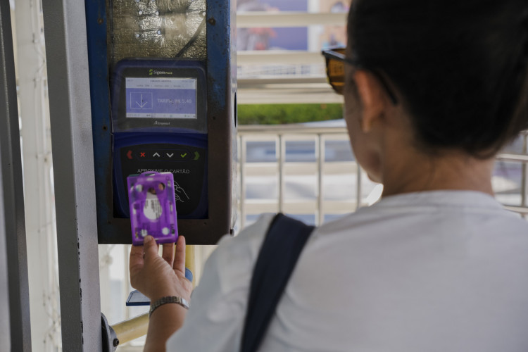 Passagem de &ocirc;nibus subiu de R$ 4,50 para R$ 5,40 em 2026