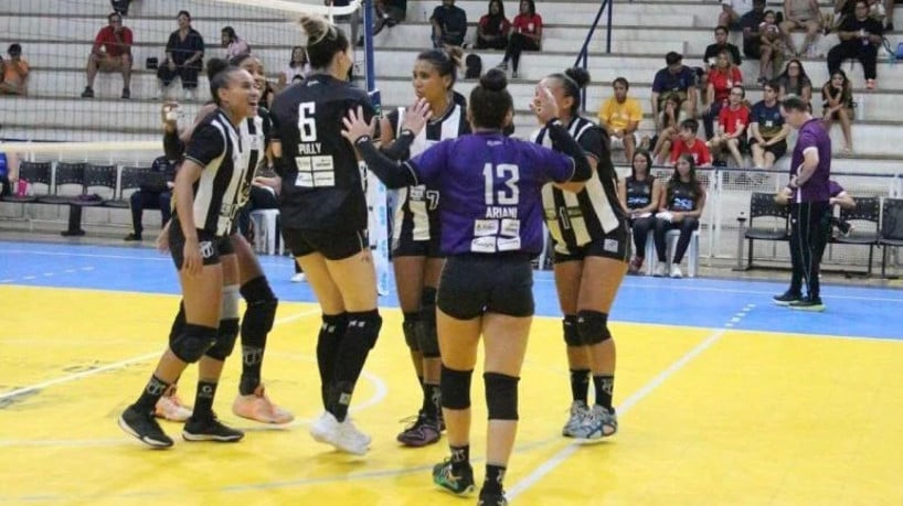 O Ceará bateu o Asa Alumínio pela Superliga B.  