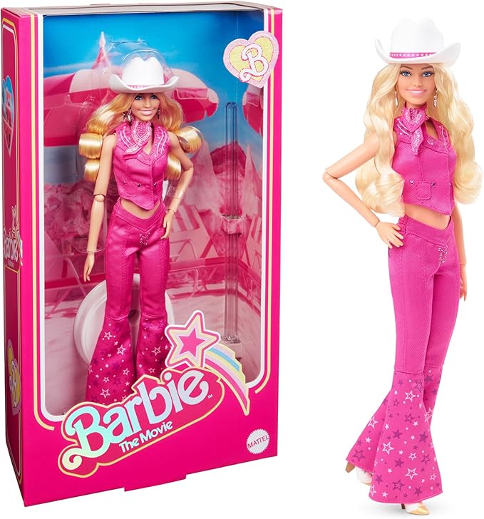 O êxito do filme impulsionou a criação de diversas edições especiais da Barbie, baseadas em figurinos e cenários do longa, como a coleção Barbie - O Filme que reproduz um dos visuais mais reconhecíveis da produção.
