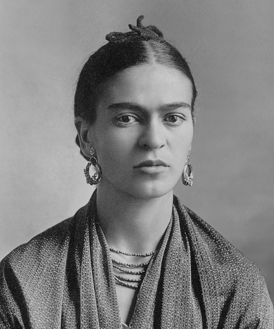 O acidente fez com que Frida passasse por um longo processo de recuperação e precisasse usar um colete pelo resto da vida. 
