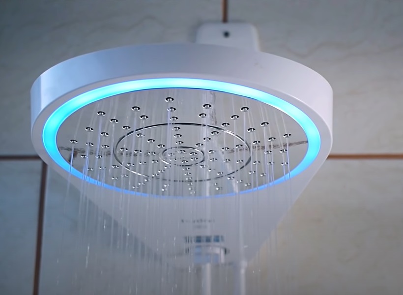 Costume brasileiro: Tomar vários banhos no mesmo dia - Com certeza você conhece alguém que toma mais de um banho por dia. Esse hábito é muito comum em solo nacional, mas algo muito raro em países da Europa ou nos Estados Unidos. 