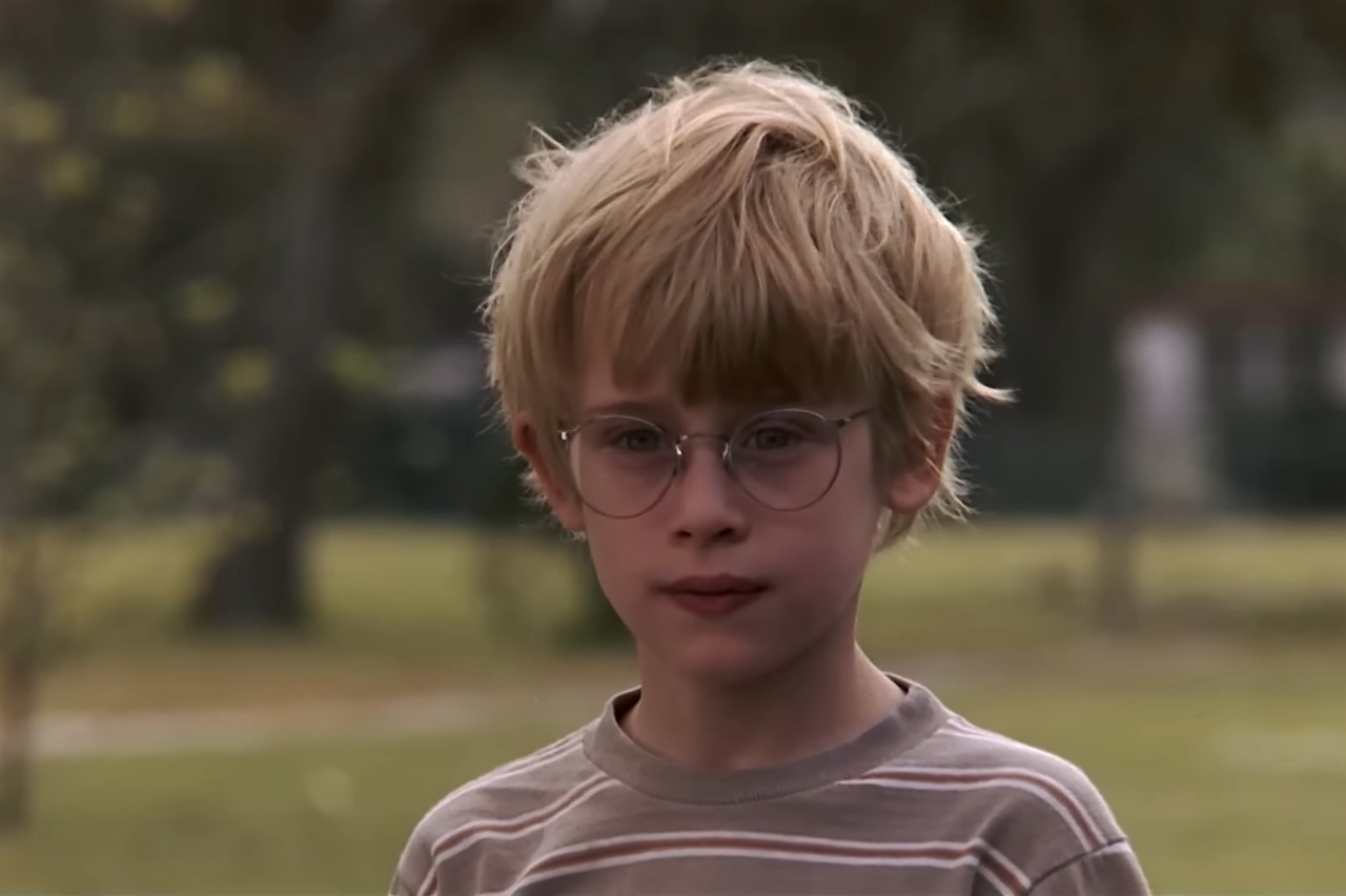 Em 1991, interpretou Thomas J. Sennett no clássico “Meu Primeiro Amor” que conta a história de Vada Sultenfuss, uma menina de 11 anos que perdeu a mãe e vive com o pai, Harry, um agente funerário. Vada é amiga de Thomas J. Sennett, um garoto com alergia a tudo. 
