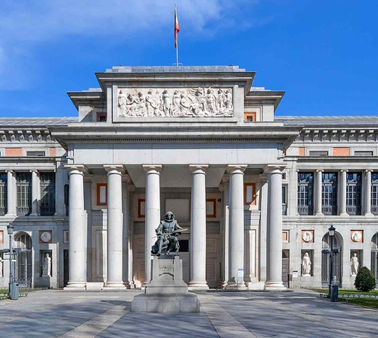 Com sua rica coleção e sua longa história, o museu continua a ser uma das principais referências do mundo, especialmente por conta de seu papel central na preservação e divulgação do patrimônio artístico.