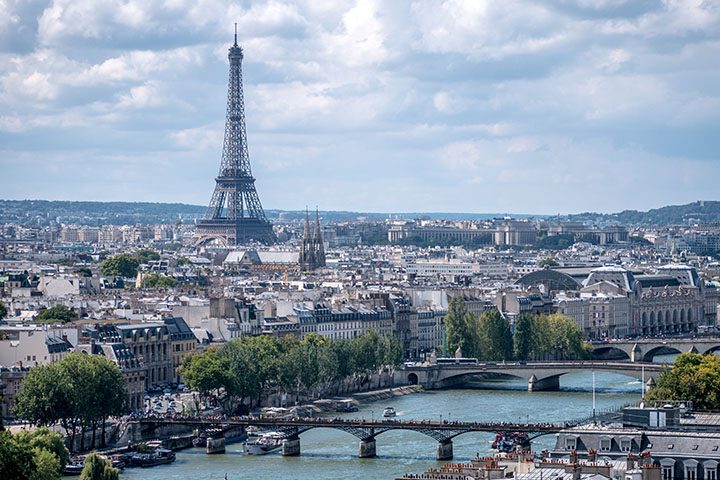 Em tempos de crise climática, a cidade de Paris se tornou um exemplo mundial de combate à poluição do ar.