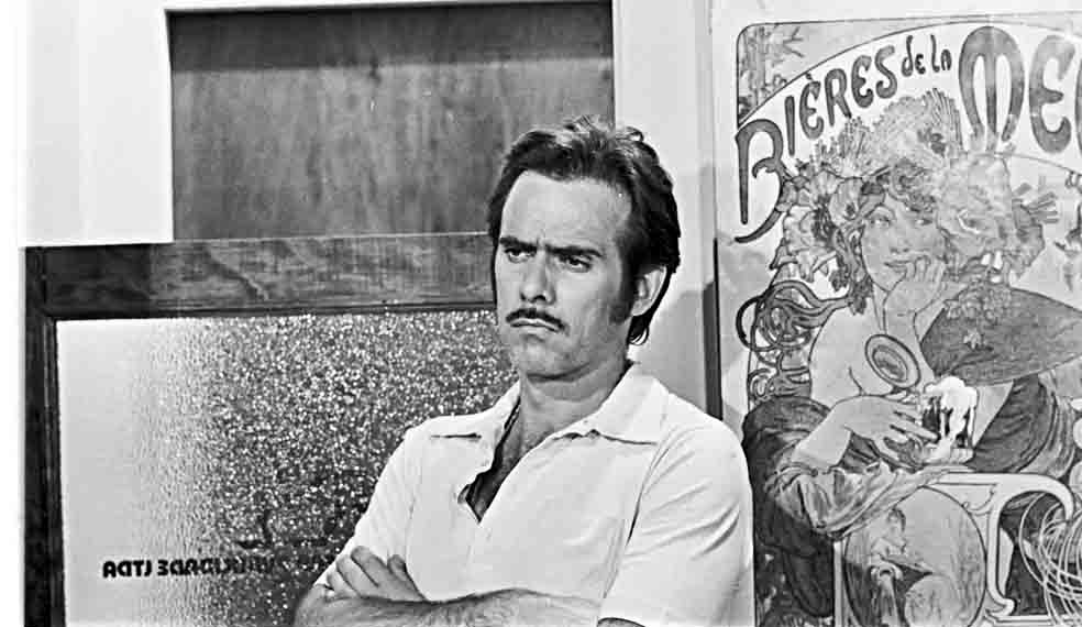 Ele também deu vida ao taxista Carlão em Pecado Capital (1975), grande sucesso da teledramaturgia. 
