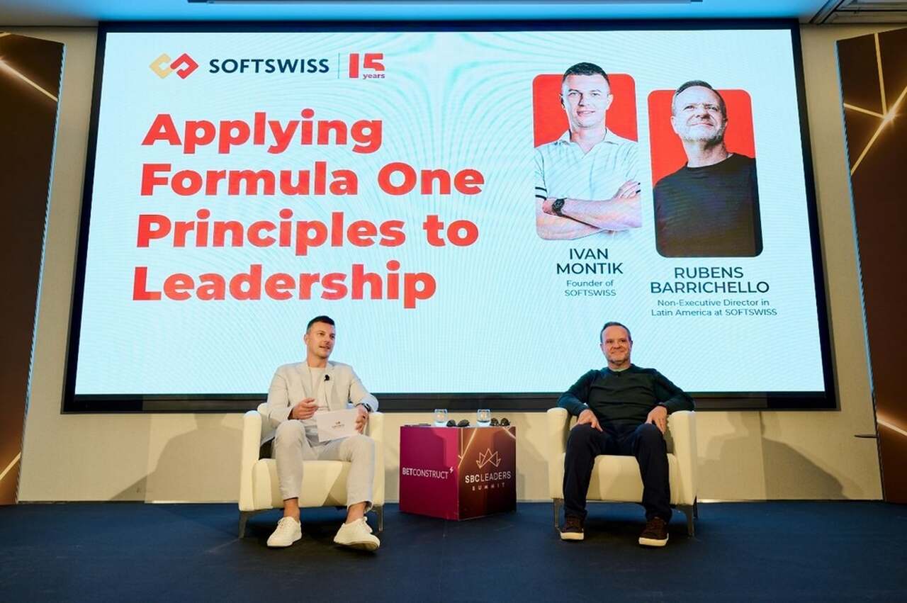 No início do segundo ano de parceria, Rubens Barrichello foi o palestrante principal da empresa em um evento intitulado “Success is Who You Race With” (Sucesso é com quem você corre). O piloto trouxe, assim, reflexões sobre liderança, consistência e a importância de estar cercado por pessoas que compartilham seus valores.
