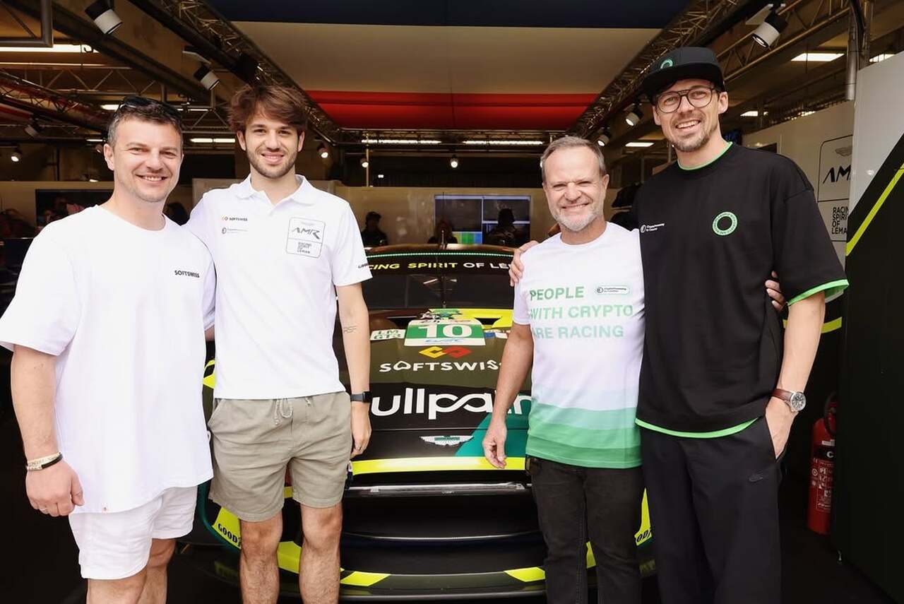 A família, parte essencial da vida de Rubinho, também se uniu à parceria. Em 2025, seu filho Eduardo Barrichello passou a representar a marca no Campeonato Mundial de Endurance (WEC), reforçando os laços entre esporte e legado familiar.