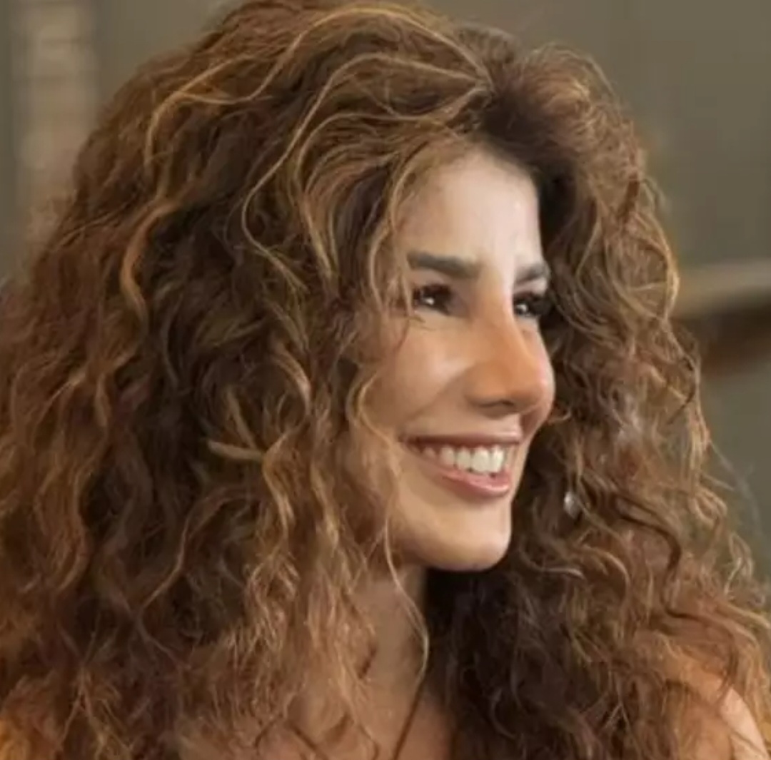 A cantora Paula Fernandes declarou que foi 