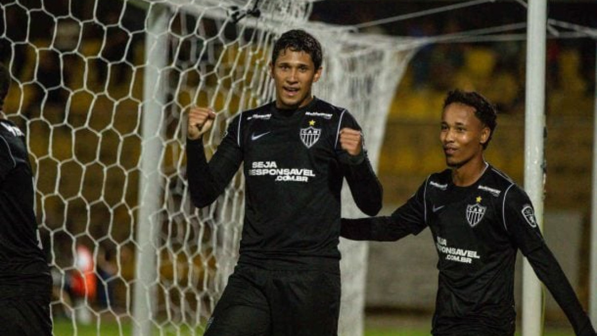 Galinho vence por 3 a 0 com facilidade, em Osasco, assume liderança isolada do Grupo 29 e assegura presença na segunda fase do torneio