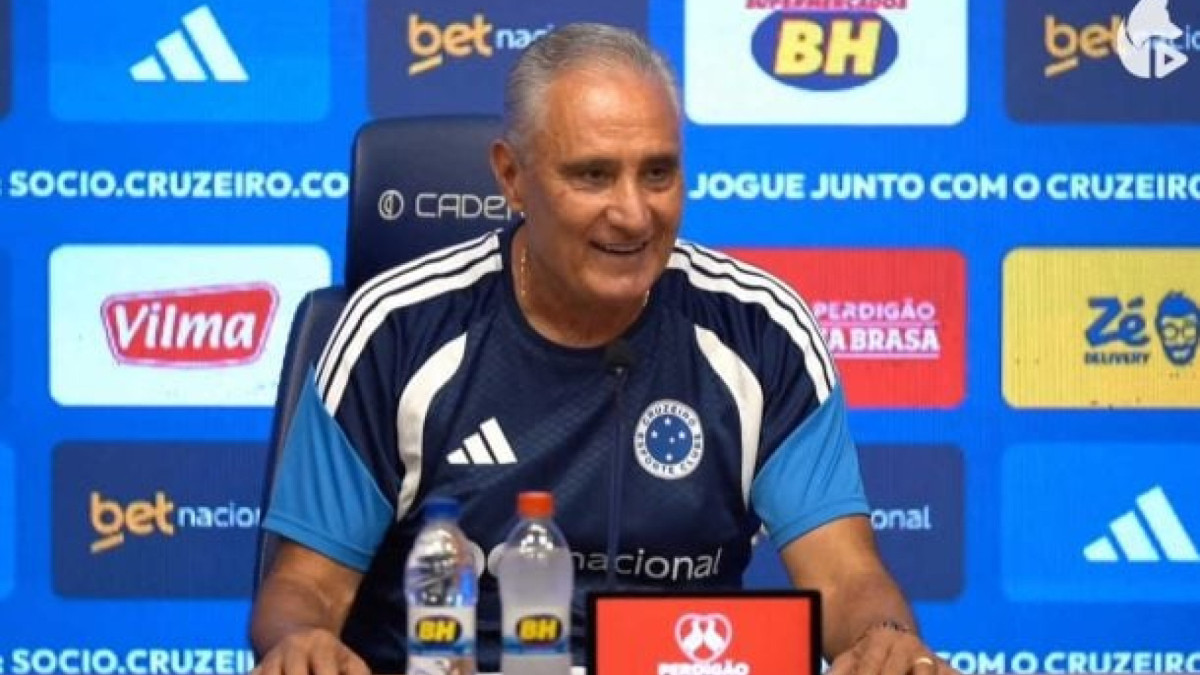 Treinador de 64 anos indicou nome do volante do Zenit para reforçar o clube celeste e também deseja sorte ao atacante no Santos