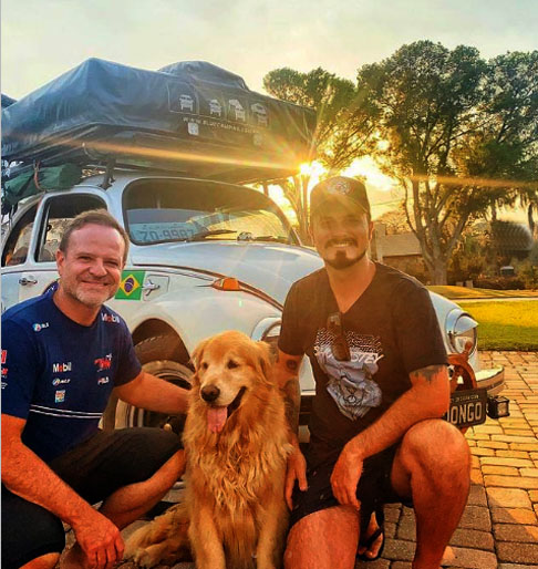 O ex-piloto de Fórmula 1 Rubens Barrichello também lamentou: Meu Deus q coisa mais triste… RIP amigo. Foi um prazer conhecer vcs dois. Sinto muitissimo❤️. 