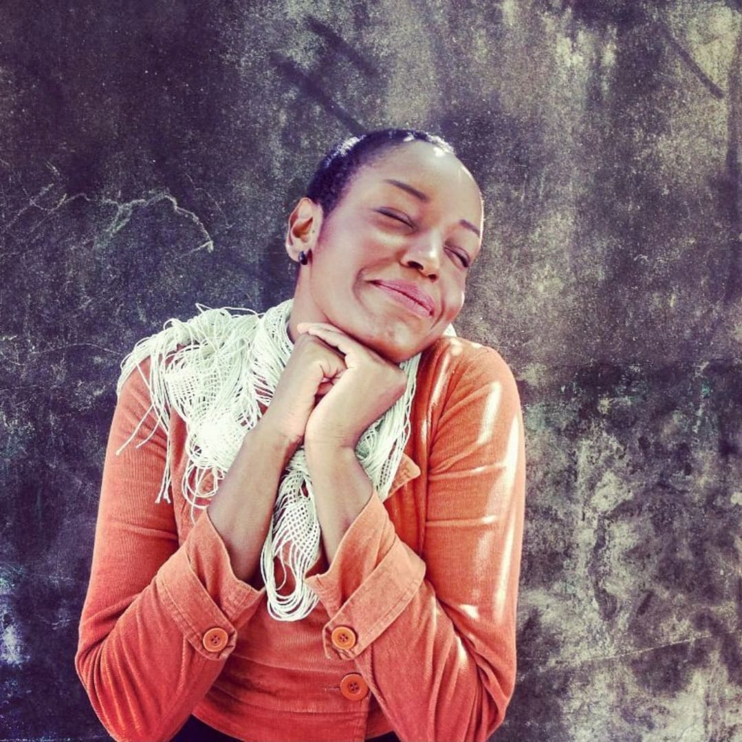 Em entrevistas, Belize reconhece a popularidade alcançada nesta fase da carreira, que fez com que crescesse sua visibilidade nas redes sociais, que utiliza como vitrine profissional. Ainda assim, afirma não ter a sensação de ser famosa e mantém uma postura reservada em relação à vida pessoal.
