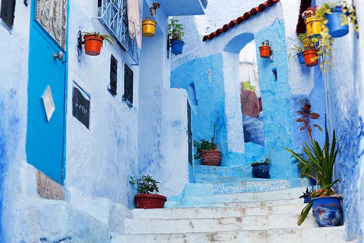 A cidade de Chefchaouen, situada nas montanhas do Rif, no norte do Marrocos, consolidou-se nos últimos anos como um dos destinos mais originais do turismo internacional. 

