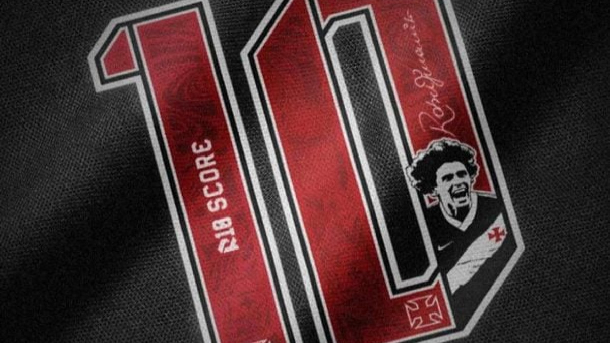 Gigante da Colina faz postagens em alusão ao seu eterno maior ídolo, que faleceu aos 68 em 8 de janeiro de 2023