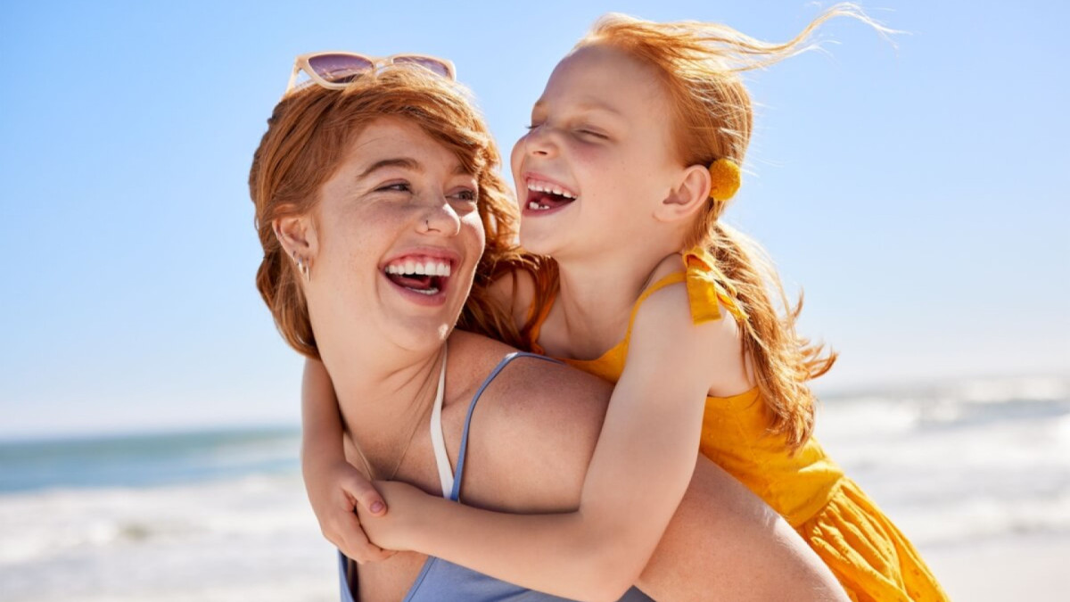 Como evitar água no ouvido: 4 dicas para curtir praia e piscina sem riscos