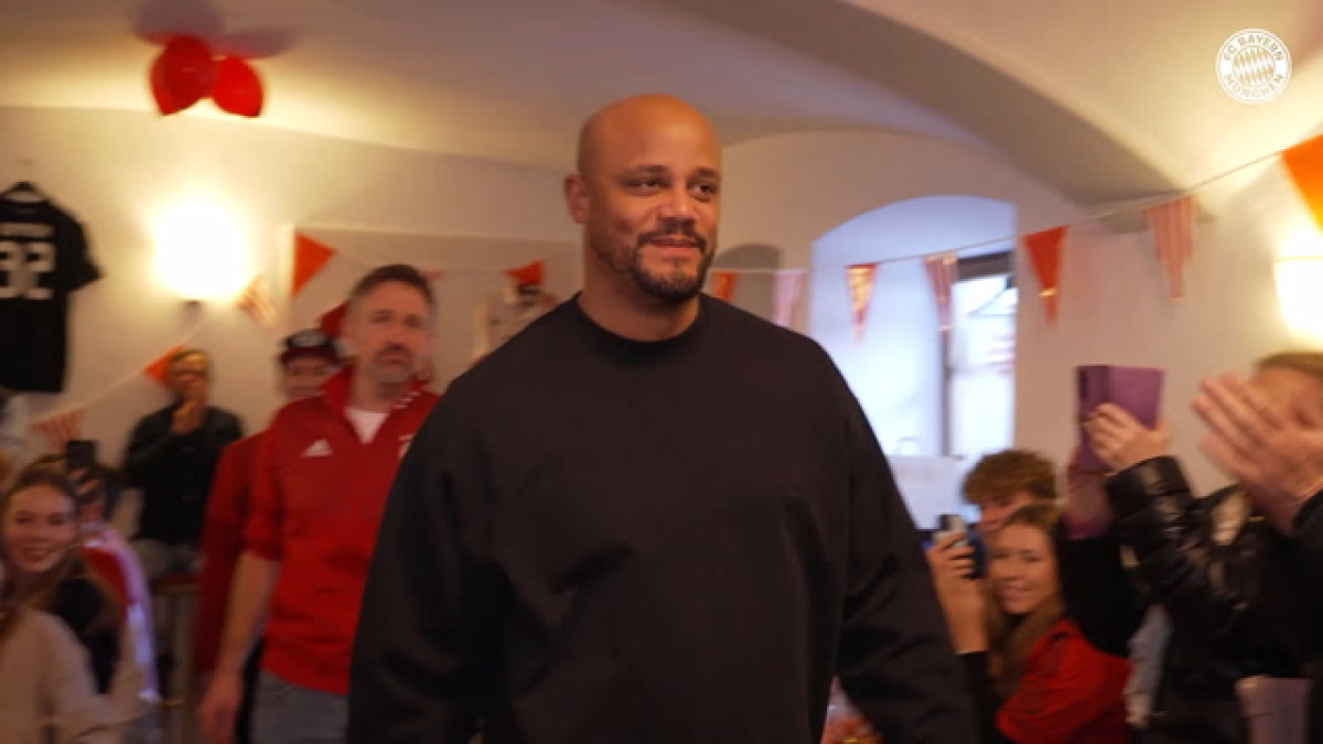 Bayern promove encontro natalino do elenco com torcedores