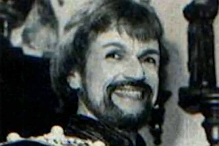 Nascido em 10 de janeiro de 1916, em Nova Friburgo, no Rio de Janeiro, Clóvis era filho de pai suíço e mãe espanhola, sendo o caçula de doze irmãos. 
