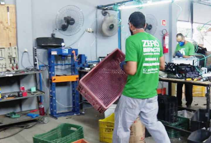 Segundo dados da empresa, em 2022 foram 107 mil toneladas recicladas e, com isso, 37 mil unidades de árvores preservadas, mostrando a importância de toda ação para o meio ambiente.