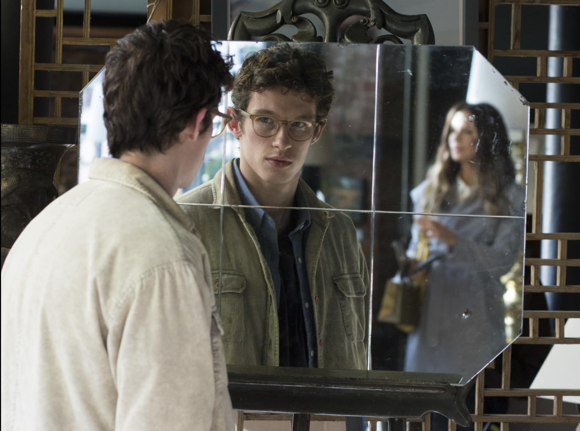 O primeiro papel de maior destaque veio em “Apenas um Garoto em Nova York”, lançado em 2017, no qual interpretou Thomas Webb, um jovem que descobre segredos familiares ao se envolver com uma mulher mais velha.
