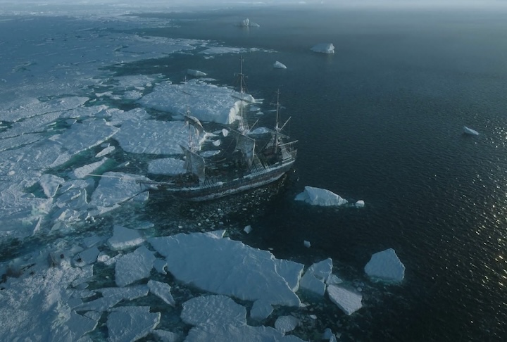 Para isso, foram gravadas cenas no bairro Port Lands e no Lago Nipissing, que precisaram ser compostas por neblina e, 
e claro, muito gelo.  