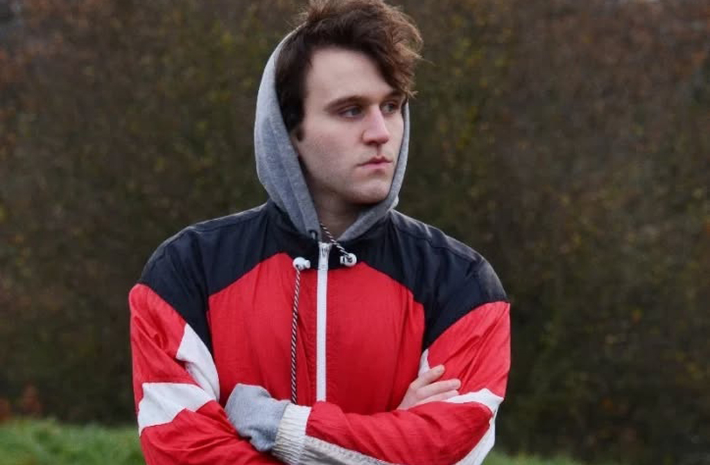 Você provavelmente conhece Daniel Radcliffe, Emma Watson e Rupert Grint — os rostos mais amados da saga Harry Potter. Mas nem todo jovem ator da franquia foi recebido com o mesmo carinho. Um deles, em especial, foi alvo de rejeição por seu papel detestável: Harry Melling.