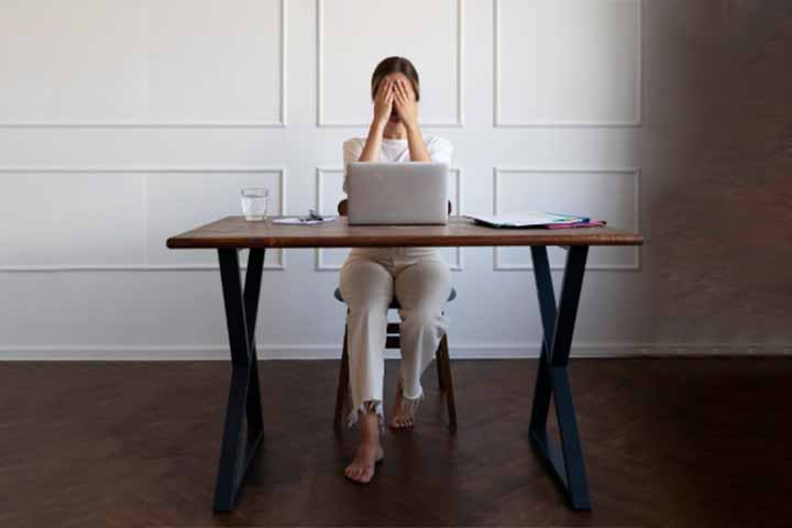 Ergofobia - Medo intenso relacionado ao trabalho ou ao ambiente profissional, podendo envolver tarefas, responsabilidades ou a simples ideia de trabalhar. Essa fobia costuma estar associada a experiências de estresse extremo, pressão psicológica ou esgotamento emocional.
