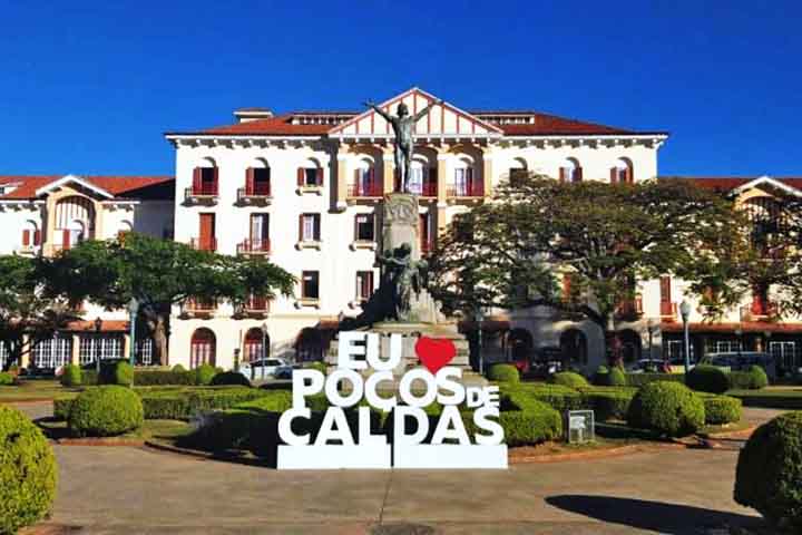 Essa combinação entre clima e natureza faz de Poços de Caldas um destino desejado tanto para turismo quanto para moradia.
