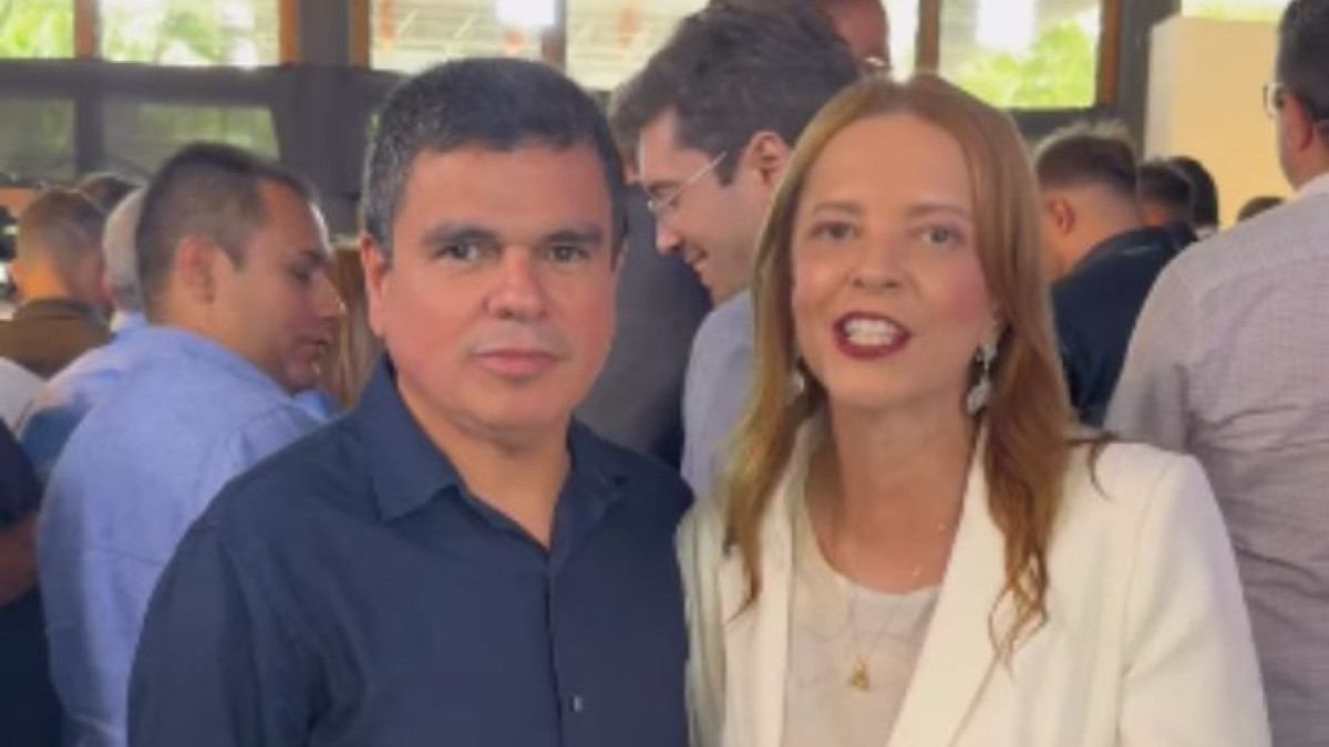 Chagas Vieira e Janaína Farias, respectivamente, secretário da Casa Civil e prefeita de Crateús
