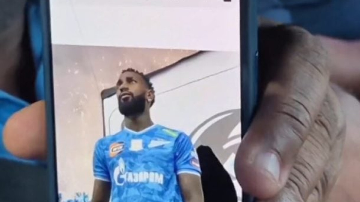 Pai e empresário do meia expôs o conteúdo antes mesmo da confirmação do acordo por parte de Pedro Lourenço, dono da SAF mineira; vídeo