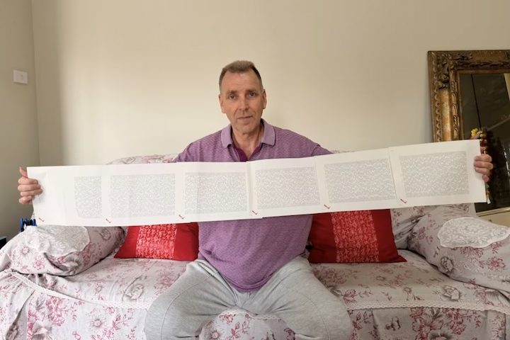 Sempre fui fascinado pelos recordes peculiares e incomuns que algumas pessoas buscavam, e eu realmente queria fazer parte desse cenário, comentou Watkins. 