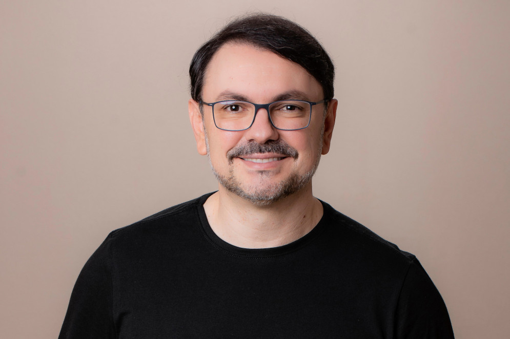 Rossandro Klinjey &eacute; psic&oacute;logo, professor, palestrante e consultor em Educa&ccedil;&atilde;o e Desenvolvimento Humano(Foto: Jader / Divulga&ccedil;&atilde;o / RK Midia)