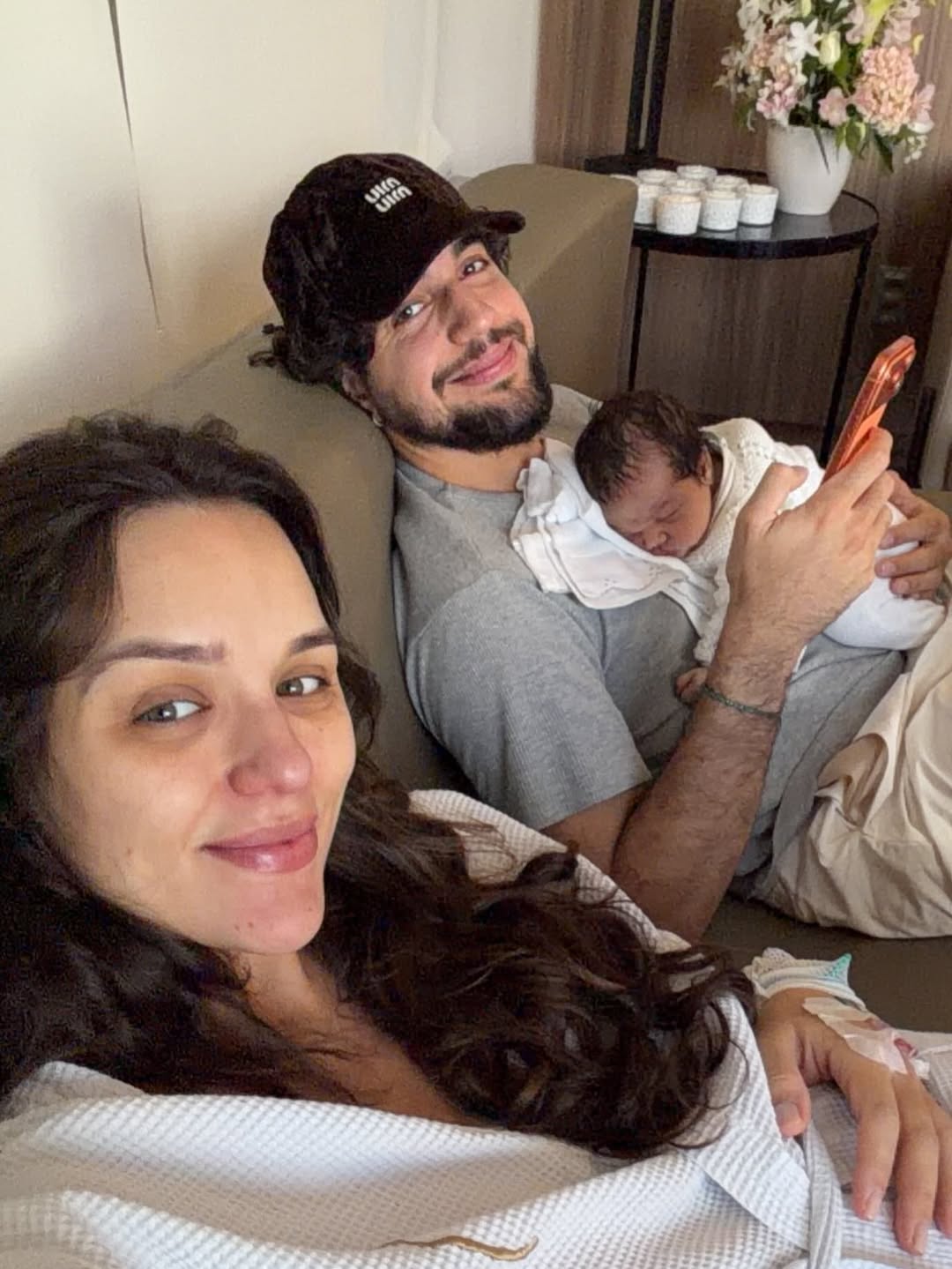 O nome escolhido para a filha tem significado afetivo para a família: Zuza era o apelido de Josefina, avó do cantor, já falecida.
