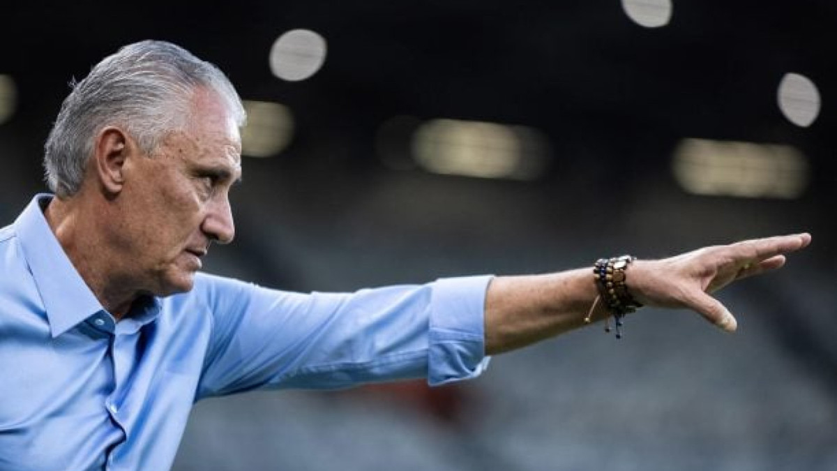 Treinador admite que o time poderia ter tido melhor resultado, elogia o esforço, a atuação do goleiro adversário e evita “queimar” os jovens