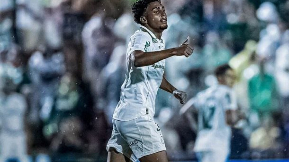 Atacante marcou o gol da vitória do Verdão sobre a Portuguesa e dedicou ao pai