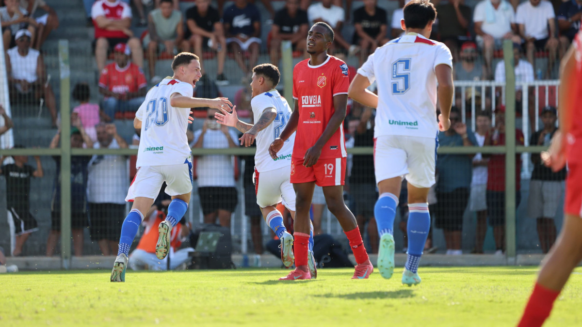 Fortaleza passeia sobre o União Mogi e se classifica para o mata-mata da Copinha. 