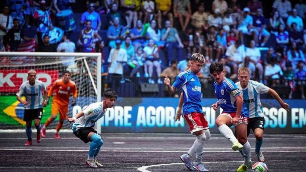 Norte-americanos vencem a Argentina em jogo dramático. Agora, as duas seleções vão disputar duas vagas junto com a Alemanha