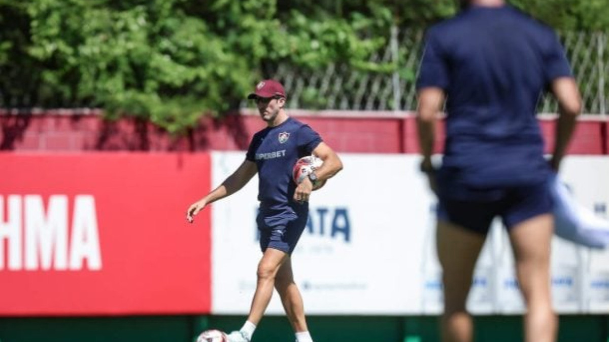 Técnico argentino será submetido a um procedimento cardíaco e não tem prazo para voltar aos campos