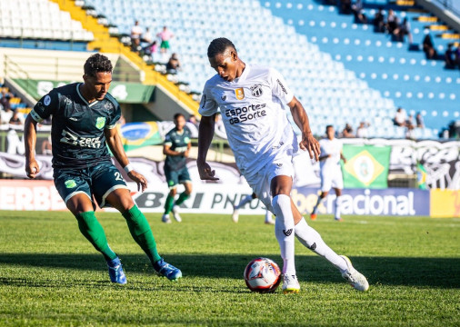 Ceará estreou no ano justamente contra o Floresta