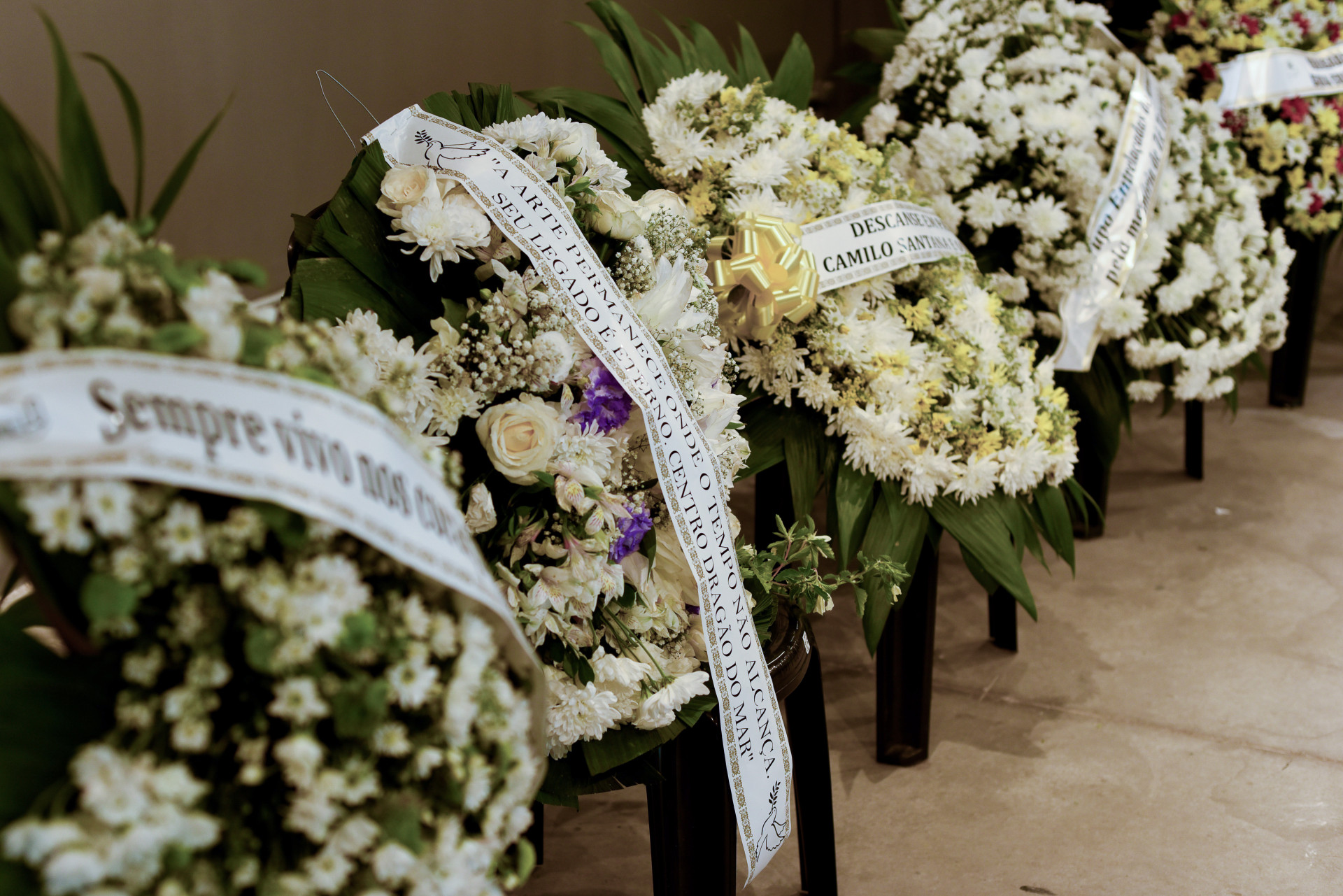 Vel&oacute;rio de Z&eacute; Tarc&iacute;sio reuniu amigos, familiares, artistas e autoridades na Multigaleria do Centro Drag&atilde;o do Mar de Arte e Cultura