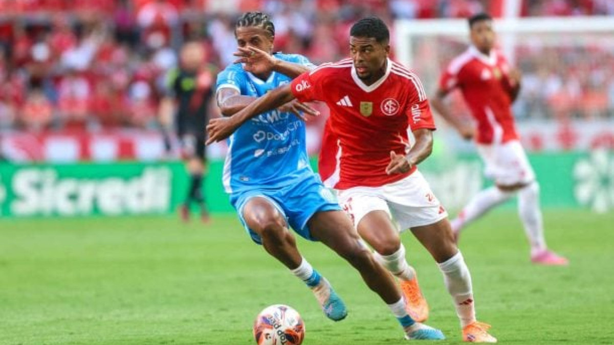 Colorado mostra poder de reação na etapa final e, com o apoio da torcida no Beira-Rio, garante o triunfo por 2 a 1 em seus domínios 