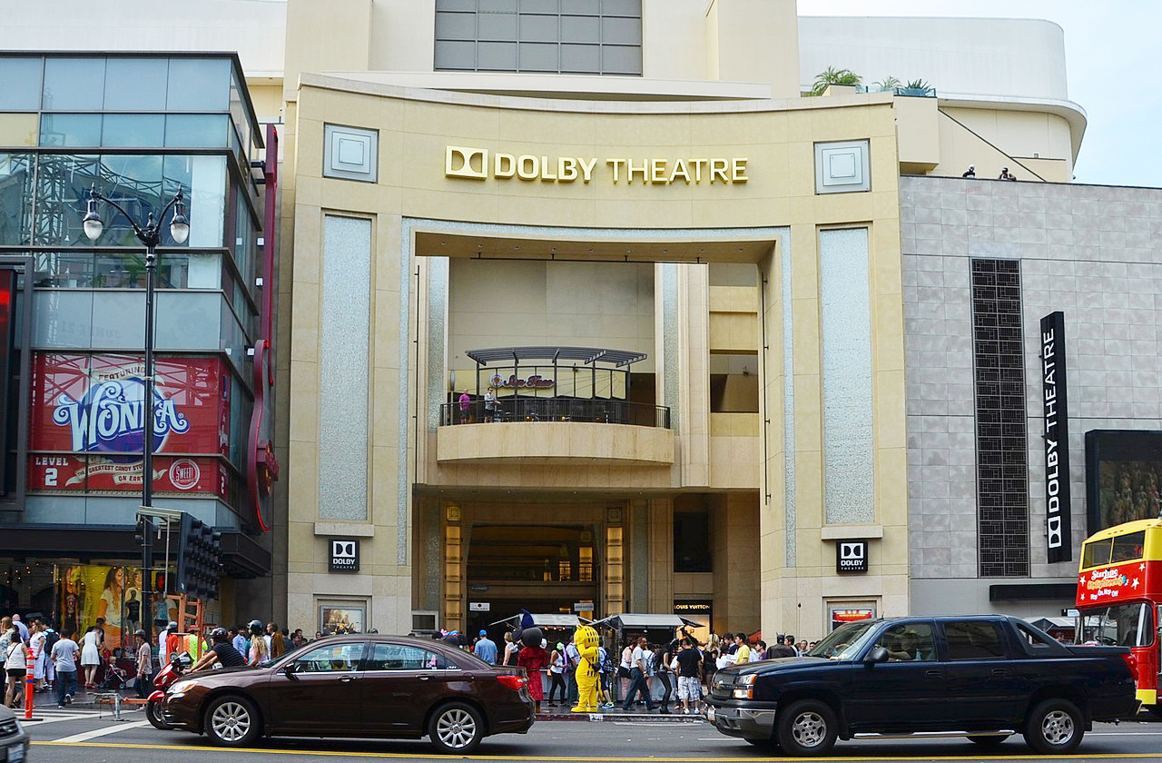 Los Angeles, aliás, é sede do Academy Awards, o famoso Oscar, reunindo os maiores nomes do entretenimento mundial. A cerimônia celebra o talento da indústria cinematográfica e reforça o papel da cidade como capital global do cinema.