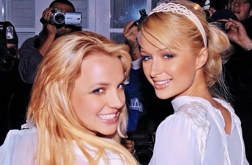 O tratamento comigo e com minhas amigas não foi cruel logo no início, isso foi piorando com o tempo. Britney, principalmente, precisou ser muito forte. Tenho orgulho das minhas meninas. Todas somos ícones e muito resilientes. Se você conseguiu sobreviver aos anos 2000, consegue sobreviver a qualquer coisa, disse.