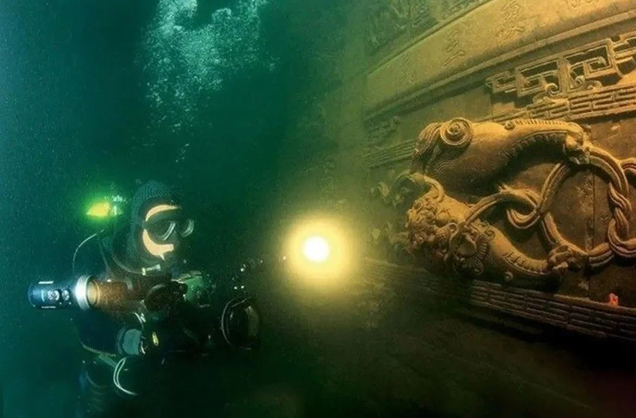 Shicheng ganhou o apelido de “Atlântida chinesa” por permanecer intacta sob a água por décadas. A ausência de luz solar e correntes fortes ajudou a manter sua integridade, ainda que o ambiente submerso tenha criado uma cápsula do tempo impressionante.
